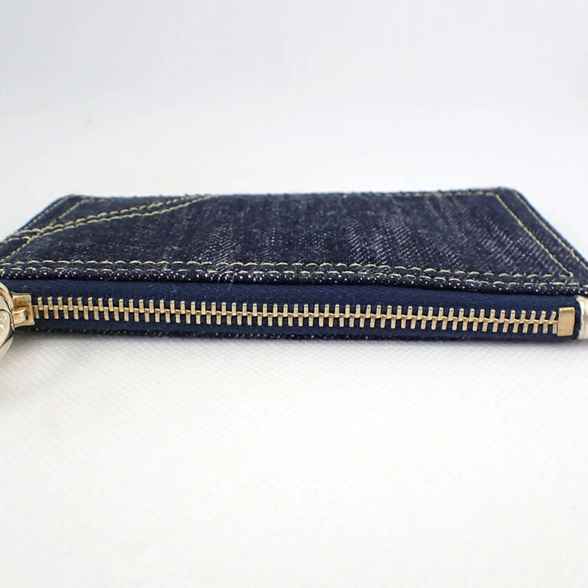 Pre-Owned CHANEL Chanel sparkling chain pouch coin case (Good)